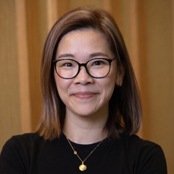 Polly Poon, 資深客戶專員